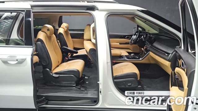 Kia Carnival 2021 — Şəkil 11/20
