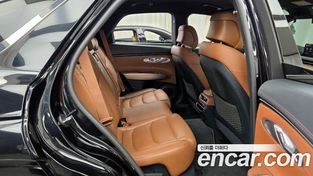 Genesis GV70 2021 — ფოტო 12/20
