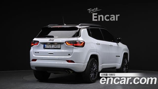 Jeep Compass 2022 — Photo 14/20