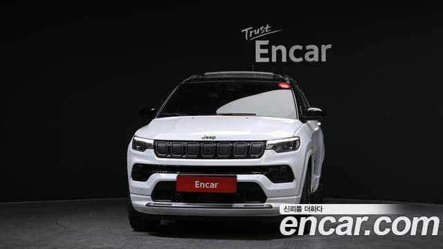 Jeep Compass 2022 — Photo 17/20