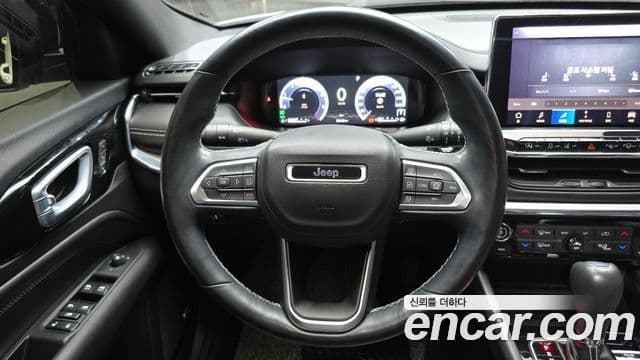 Jeep Compass 2022 — Photo 9/20