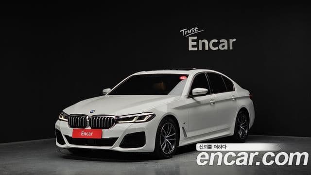 BMW 5 Series 2021 — ფოტო 18/20