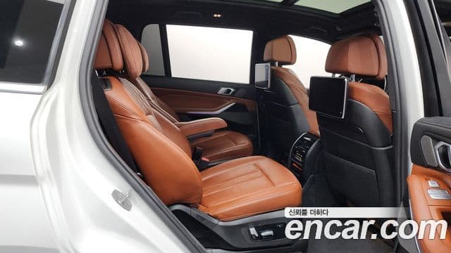 BMW X7 2021 — ფოტო 12/20