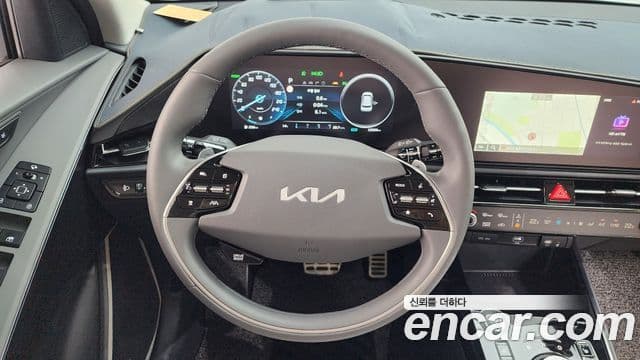 Kia Niro 2025 — ფოტო 13/20