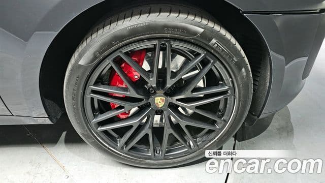 Porsche Macan 2023 — Şəkil 5/20