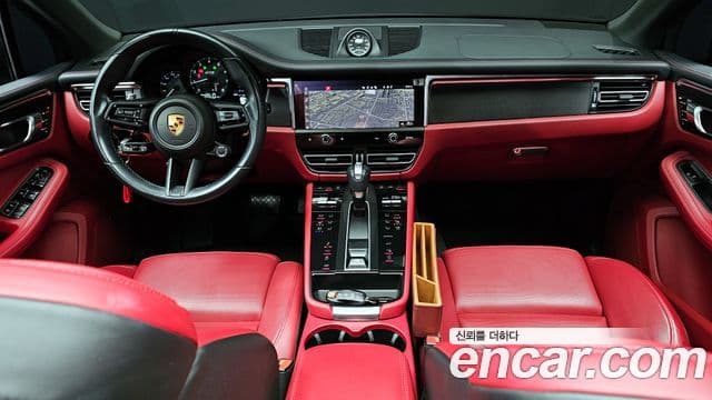 Porsche Macan 2023 — Şəkil 7/20