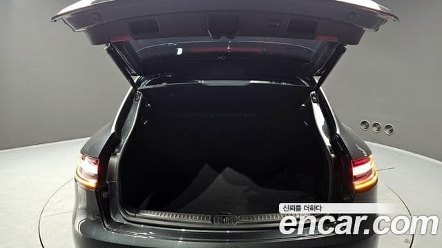 Porsche Macan 2023 — Şəkil 20/20