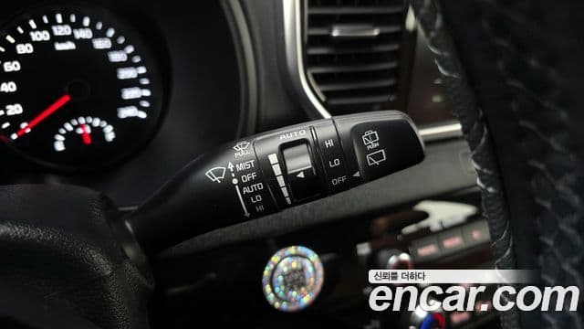 Kia Sportage The Bold 2019 — ფოტო 14/20