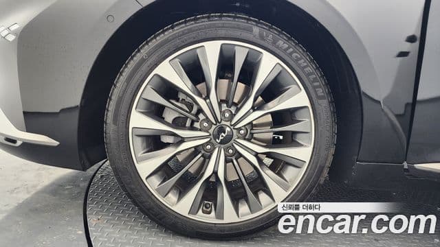 Kia K8 2023 — Şəkil 5/20