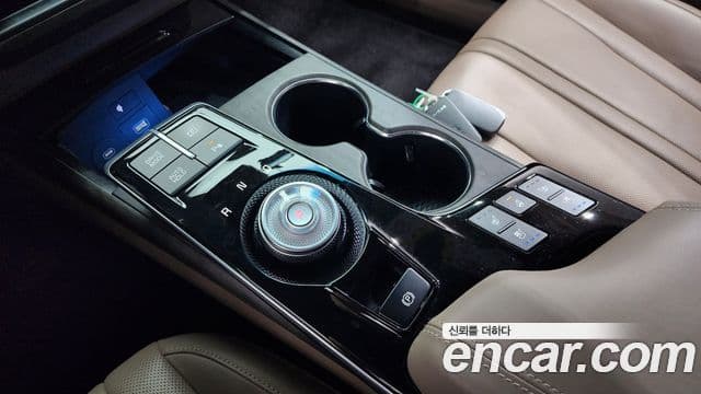 Kia K8 2023 — фото 9 из 20