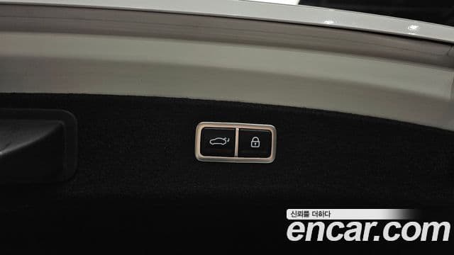 Genesis Electrified G80 2020 — Şəkil 19/20