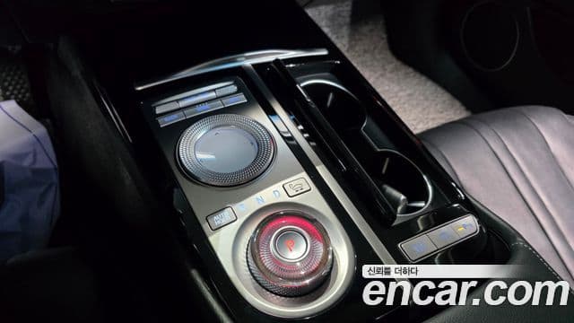 Genesis G80 2020 — ფოტო 13/20