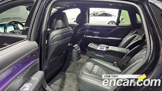 Genesis G90 2022 — ფოტო 12/20