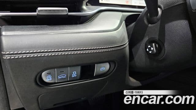 Genesis G90 2022 — ფოტო 14/20