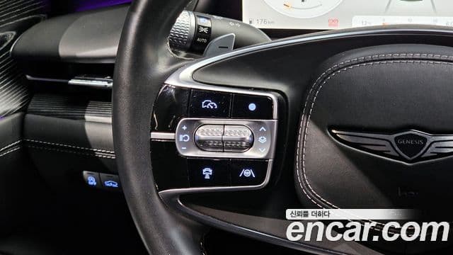 Genesis G90 2022 — ფოტო 19/20