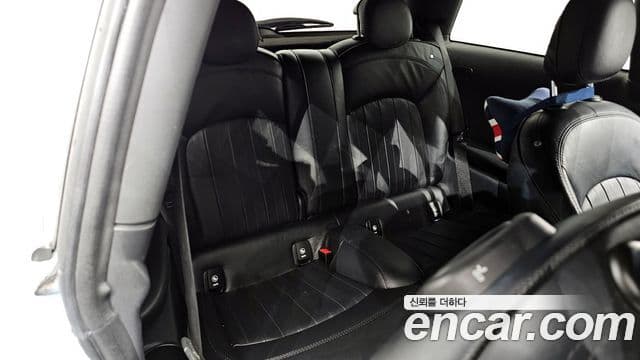Mini Cooper S 2019 — Şəkil 11/20