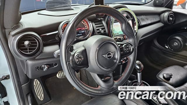 Mini Cooper S 2019 — Şəkil 12/20
