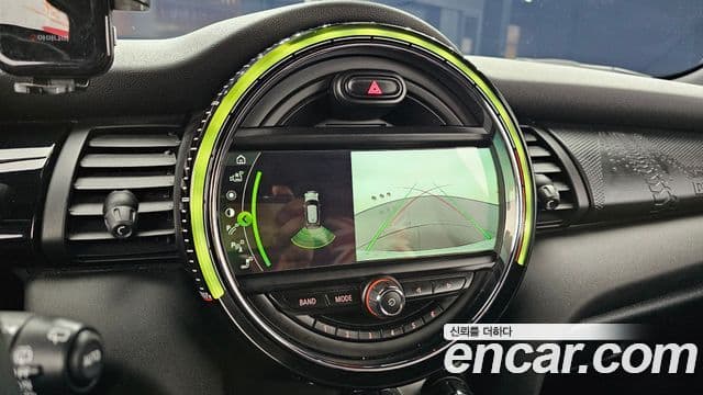 Mini Cooper S 2019 — Şəkil 15/20