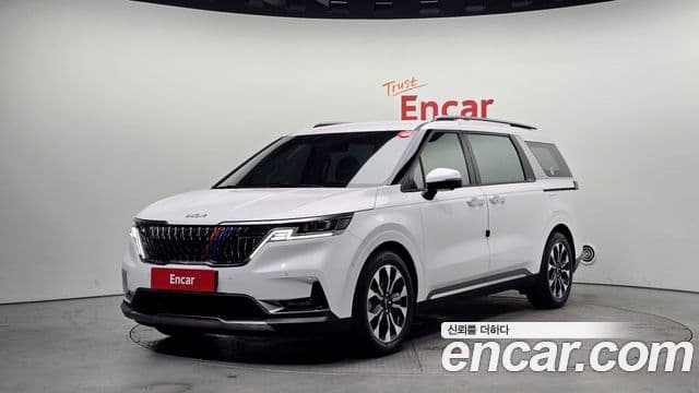 Kia Carnival 2022 — ფოტო 1/20