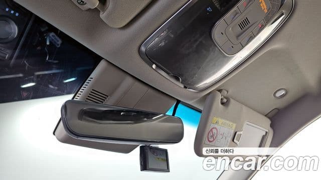 Genesis Electrified G80 2021 — Şəkil 17/20