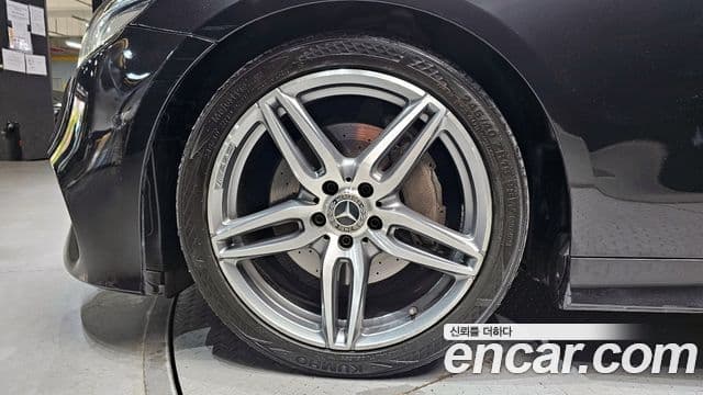 Mercedes-Benz E-Class 2018 — Şəkil 5/20