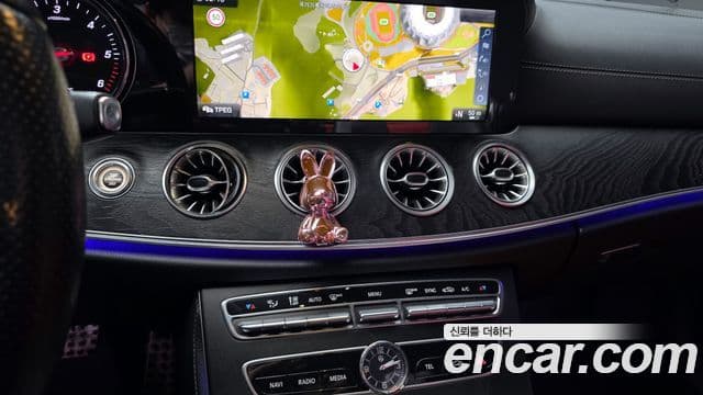 Mercedes-Benz E-Class 2018 — Şəkil 14/20