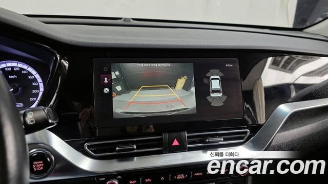Kia Niro 2021 — Фото 15/20