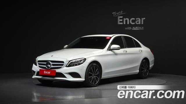 Mercedes-Benz C-Class 2020 — ფოტო 1/20