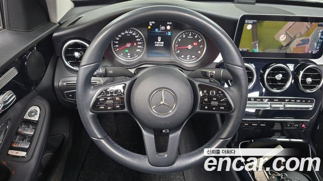 Mercedes-Benz C-Class 2020 — ფოტო 13/20
