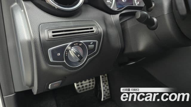 Mercedes-Benz C-Class 2020 — ფოტო 18/20