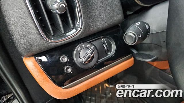 Mini Cooper SD Countryman 2020 — Şəkil 12/20