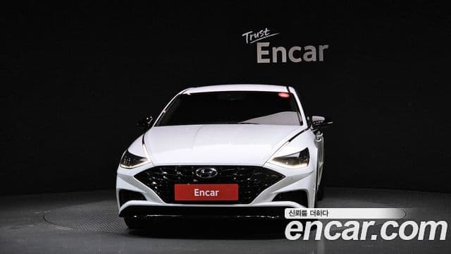 Hyundai Sonata 2021 — ფოტო 2/20