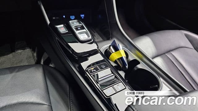 Hyundai Sonata 2021 — ფოტო 7/20