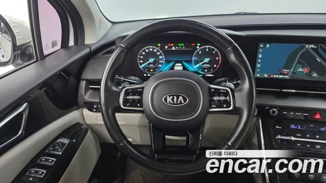 Kia Carnival 2021 — Фото 13/20
