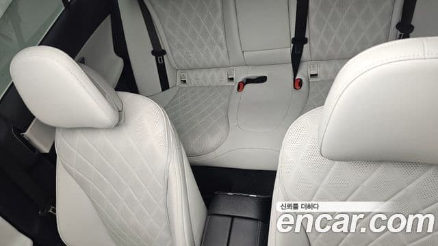 Mercedes-Benz E-Class 2024 — Şəkil 12/20