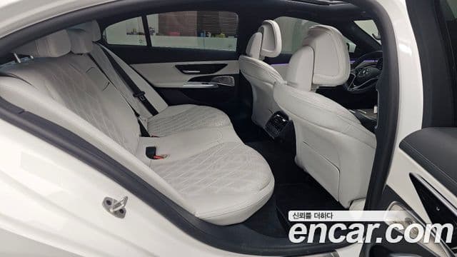 Mercedes-Benz E-Class 2024 — Şəkil 15/20