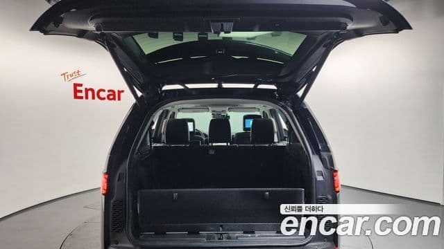 Land Rover Discovery 5 2019 — Şəkil 20/20