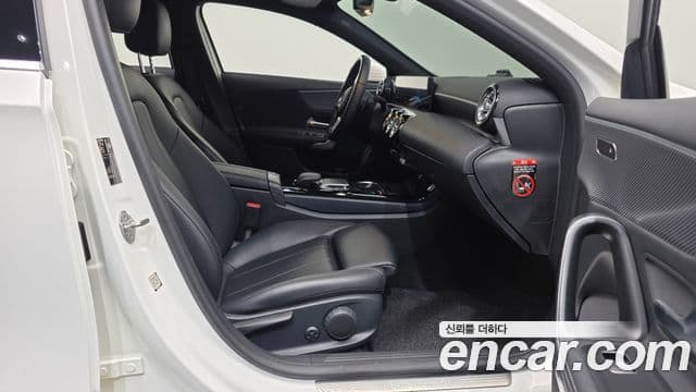 Mercedes-Benz A-Class 2021 — Şəkil 15/20