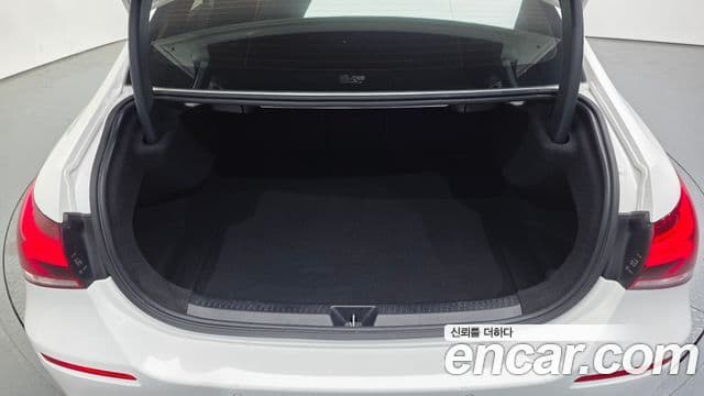 Mercedes-Benz A-Class 2021 — Şəkil 14/20