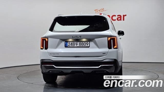 Kia Sorento 2023 — Şəkil 4/20