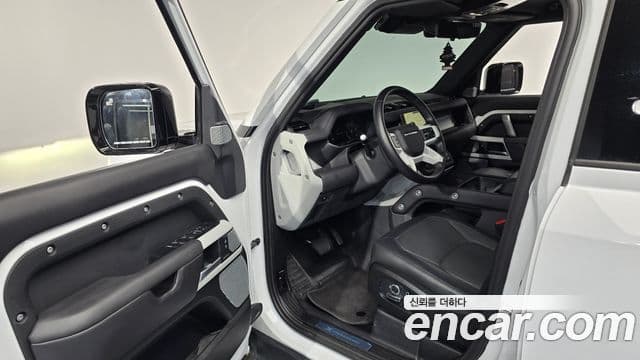 Land Rover Defender 2024 — ფოტო 10/20