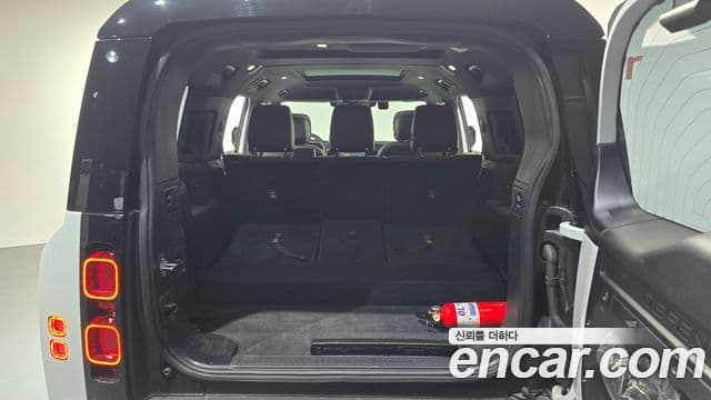 Land Rover Defender 2024 — ფოტო 20/20