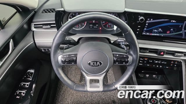 Kia K5 2020 — ფოტო 13/20
