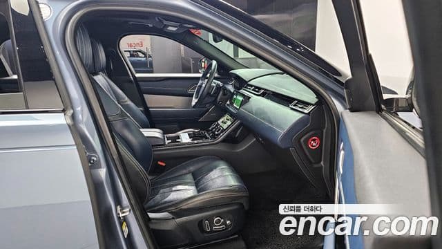 Land Rover Range Rover Velar 2018 — ფოტო 9/20