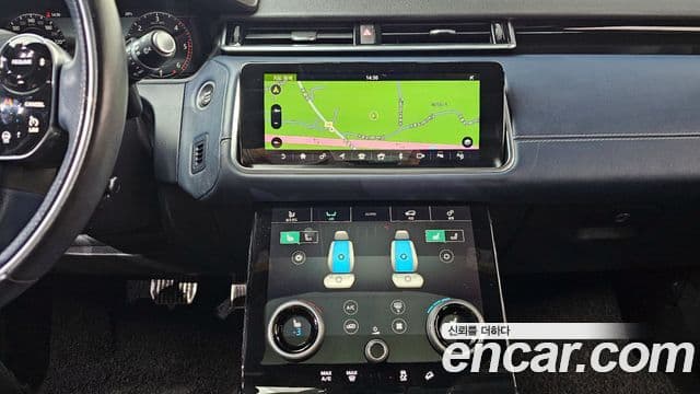 Land Rover Range Rover Velar 2018 — ფოტო 14/20