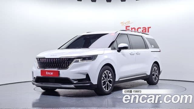 Kia Carnival 2023 — ფოტო 1/20