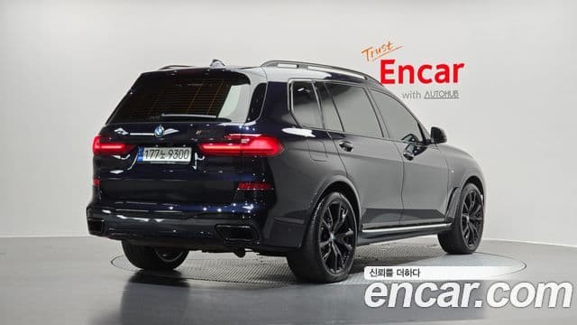 BMW X7 2022 — ფოტო 2/20