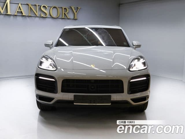 Porsche Cayenne 2023 — Фото 1/20