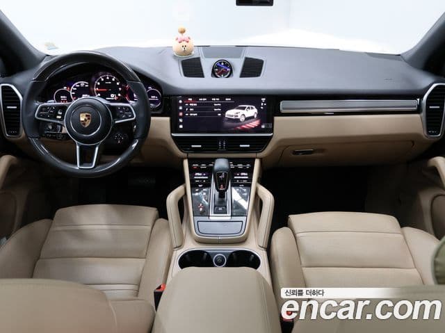 Porsche Cayenne 2023 — Фото 16/20