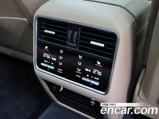 Porsche Cayenne 2023 — Фото 18/20